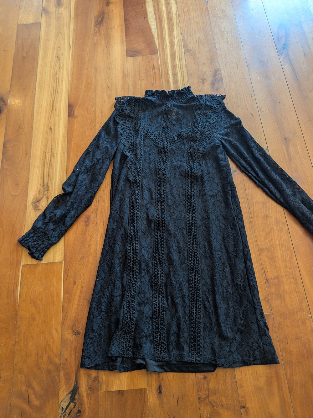 Cable & Gauge Black Lace Long-Sleeve High-Neck Dress